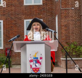 Brentwood, UK. 11th Sep, 2022. Brentwood Essex 11th Sept 2022 The Proclamation of Accession at the Town Hall, Brentwood Essex, read by the Mayor of Brentwood Mrs Olivia Francois and the introduction read by Col. Peter Christian, Deputy Lieutenant of Essex Credit: Ian Davidson/Alamy Live News Stock Photo