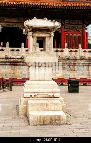 A tall ceramic incense burner standing outside the Hall of Supreme Harmony, in the Forbidden City, Beijing Stock Photo