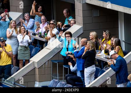 Billy Jean King at the women's final at the 2022 US Open. Stock Photo