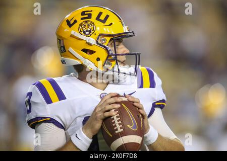 Baton Rouge, LA, USA. 10th Sep, 2022. LSU quarterback Garrett Nussmeier (13) looks for a receiver during NCAA football game action between the Southern Jaguars and the LSU Tigers at Tiger Stadium in Baton Rouge, LA. Jonathan Mailhes/CSM/Alamy Live News Stock Photo