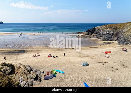 Polurrian Beach, Mullion, Cornwall, England, United Kingdom. 13th of August 2022. The famous beach at Polurrian Cove on the west coast of the Lizard P Stock Photo