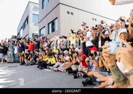 Monza, Italy. 11th Sep, 2022. photographers during the Formula 1 Pirelli Gran Premio dâ&#x80;&#x99;Italia 2022, Italian Grand Prix 2022, 16th round of the 2022 FIA Formula One World Championship from September 9 to 11, 2022 on the Autodromo Nazionale di Monza, in Monza, Italy - Photo: Dppi/DPPI/LiveMedia Credit: Independent Photo Agency/Alamy Live News Stock Photo