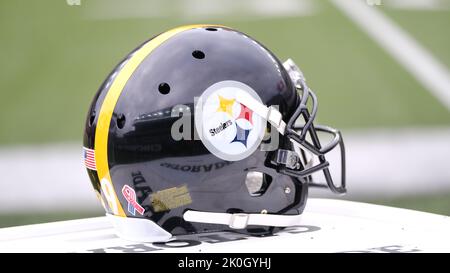 CINCINNATI, OH - SEPTEMBER 11: Pittsburgh Steelers wide receiver George  Pickens (14) during the game against the Pittsburgh Steelers and the  Cincinnati Bengals on September 11, 2022, at Paycor Stadium in Cincinnati