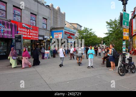 People, shoppers at Diversity Plaza, a pedestrian plaza located at 37th Rd between 73rd and 74th Sts, Jackson Heights, Queens, New York, Aug 30, 2022 Stock Photo
