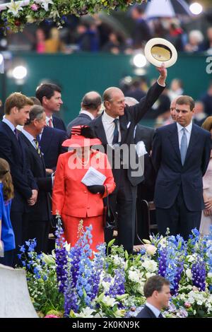 4th June 2002 - Golden Jubilee of Queen Elizabeth II at Buckingham Palace in London - Prince Phillip, Duke of Edinburgh, waving at the crowds Stock Photo