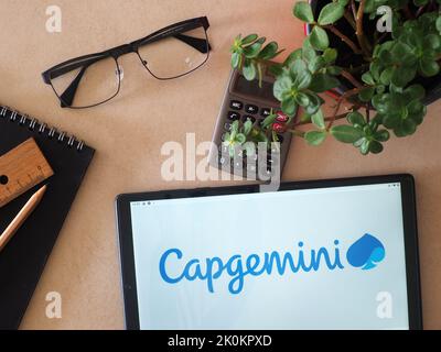 In this photo illustration a Kuaishou (Kwai) logo is seen on a smartphone  and a pc screen. (Photo by Pavlo Gonchar / SOPA Images/Sipa USA Stock Photo  - Alamy