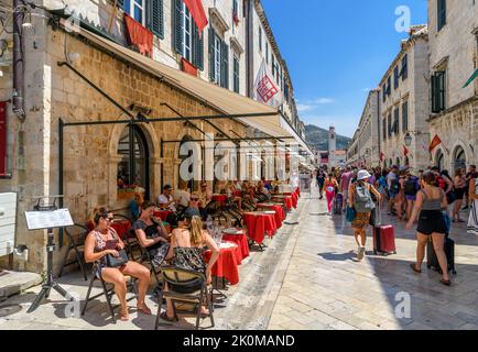 Cafes and restaurants on Stradun, Dubrovnik, Croata Stock Photo