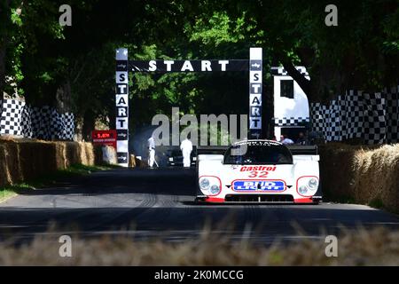 Justin Law, Jaguar XJR12D, Introduced for the 1982 season, Group C cars became the iconic cars of endurance racing, especially at events such as the L Stock Photo