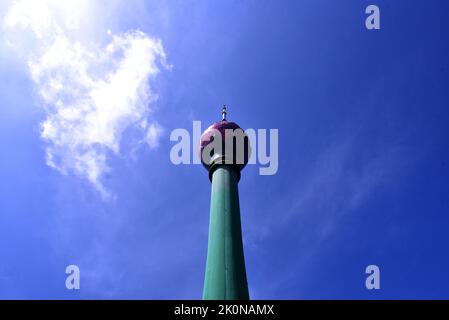 Colombo, Western Province, Sri Lanka. 12th Sep, 2022. View of the Colombo Lotus Tower, Colombo Lotus Tower will open to the public on september15th Thursday 2022. Colombo lotus tower is one of the most famous tourist sites in the town of Colombo, Sri Lanka. Standing at a height of 356 meters this tower is the tallest tower in South Asia, It has become one of the major tourist attractions in Sri Lanka and popular among tourists. (Credit Image: © Ruwan Walpola/Pacific Press via ZUMA Press Wire) Stock Photo