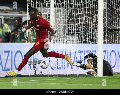 Empoli, Italy. 12th Sep, 2022. Roma's Tammy Abraham (L) celebrates after scoring during a Serie A football match against Empoli in Empoli, Italy, on Sept. 12, 2022. Credit: Alberto Lingria/Xinhua/Alamy Live News Stock Photo