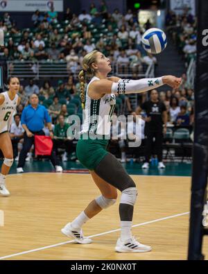 September 4, 2022 - Hawaii setter Kate Lang (10) sets the ball during the match of the Hawaii vs. UCLA volleyball game at the Simplifi Arena at Stan Sheriff Center in Honolulu, Hawaii. Glenn Yoza/CSM Stock Photo