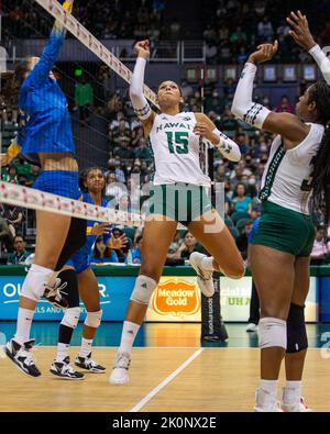 September 4, 2022 - Hawaii setter Mylana Byrd (15) sets the ball during the match of the Hawaii vs. UCLA volleyball game at the Simplifi Arena at Stan Sheriff Center in Honolulu, Hawaii. Glenn Yoza/CSM Stock Photo