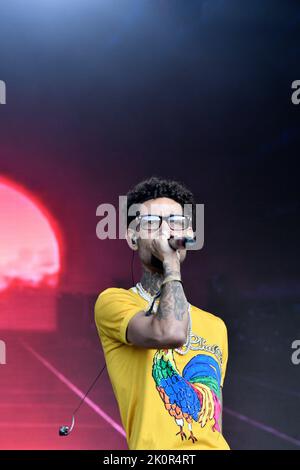 Dover, USA. 16th June, 2018. File: PnB Rock (Rakim Hasheem Allen) performs on state at the FireFly Music Festival at the Woodlands, in Dover, DE, USA, on June 16, 2018. Rakim Hasheem Allen of Philadelphia, PA dead in a robbery in Los Angeles on September 12, 2022. (Photo by Bastiaan Slabbers/Sipa USA) (Photo by Bastiaan Slabbers/Sipa USA) Credit: Sipa USA/Alamy Live News Stock Photo