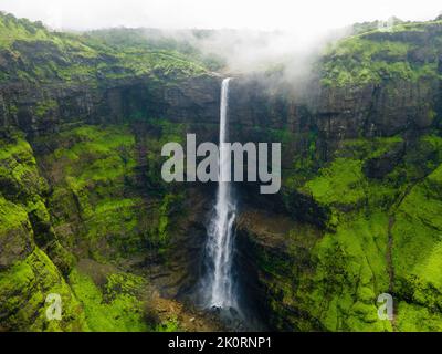 The mighty Kalu Waterfalls at Malshej Ghat - Maharashtra, India Stock
