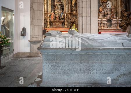 Archbishop D. Diogo de Sousa Tomb in Chapel of Piety at Sé de Braga Cathedral Complex - Braga, Portugal Stock Photo