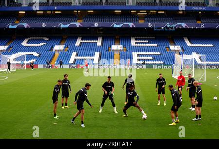 during a training session at Stamford Bridge, London. Picture date: Tuesday September 13, 2022. Stock Photo