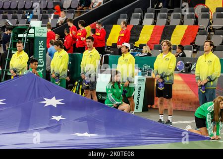 Hamburg, Germany, 13th Sep, 2022. The australian Team stands together during the group stage match between Belgium and Australia at the 2022 Davis Cup finals in Hamburg, Germany. Photo credit: Frank Molter/Alamy Live news Stock Photo