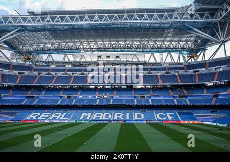 Madrid, Spain. 13th Sep, 2022. Soccer: Champions League, Group Stage, Group F, before Matchday 2 Real Madrid - RB Leipzig. View of the Santiago Bernabeu stadium. Credit: Jan Woitas/dpa/Alamy Live News Stock Photo