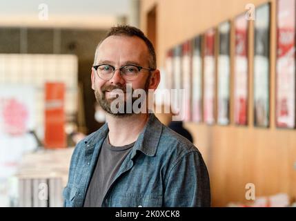 Berlin, Germany. 13th Sep, 2022. British author Sam Thompson sits during his reading at the Haus der Berliner Festspiele. Credit: Sabrina Szameitat/dpa/Alamy Live News Stock Photo