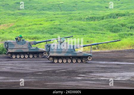 The Type 99 155 mm self-propelled howitzer of JGSDF Stock Photo