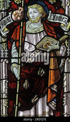 Stained glass window by Percy Bacon & Brothers depicting St James the Great, Mawgan-in-Pyder, Cornwall Stock Photo