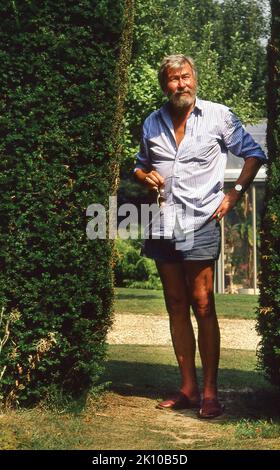 Playwright John Osborne at home in 1983 Stock Photo