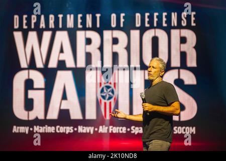 Orlando, United States of America. 19 August, 2022. Comedian and military activist Jon Stewart hosts the 2022 Department of Defense Warrior Games opening ceremony at Walt Disney World Resort, August 19, 2022 in Orlando, Florida.  Credit: Sgt. Henry Villarama/DOD Photo/Alamy Live News Stock Photo