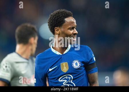 London, UK. 14th Sep, 2022. Raheem Sterling of Chelsea during the UEFA Champions League group stage match between Chelsea and RB Salzburg at Stamford Bridge, London, England on 14 September 2022. Photo by Salvio Calabrese. Editorial use only, license required for commercial use. No use in betting, games or a single club/league/player publications. Credit: UK Sports Pics Ltd/Alamy Live News Stock Photo