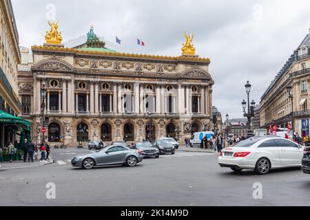 Landmark Palais Garnier Opera House, Place de l Opéra, 9th arrondissement, Paris, France, Europe Stock Photo