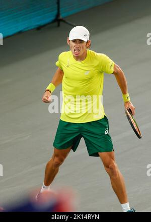 Hamburg, Germany. 15th September., 2022. Australian tennis player Alex De Minaur celebrates at the Davis Cup tie Australia vs France  in Hamburg on Thursday 15 September.2022 © Juergen Hasenkopf / Alamy Live News Stock Photo