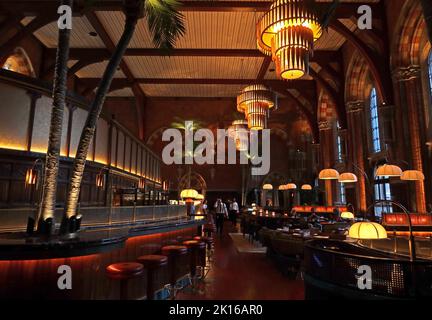 Inside the St Pancras Renaissance Hotel, Booking Office 1869, Euston Road, London, England, UK, NW1 2AR Stock Photo