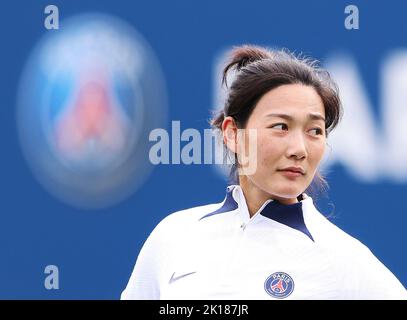 Paris, France. 16th Sep, 2022. Chinese player Yang Lina attends a training session at the Bougival Paris Saint-Germain football club's training ground in Bougival, northwest of Paris, France, Sept. 16, 2022. Credit: Gao Jing/Xinhua/Alamy Live News Stock Photo