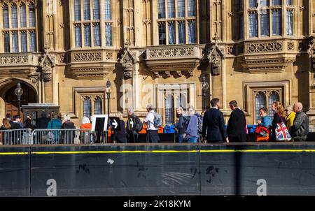 London, UK. 16th Sep, 2022. The Queue entering Parliament. Members of the public queue for anything between 6-30 hours to see the coffin of Queen Elizabeth II in Westminster Hall and to pay their respects. Credit: Karl Black/Alamy Live News Stock Photo