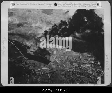 Smoke And Flame Soar Skyward At The Misburg Oil Refinery Near Hanover In Germany June 20 1944 As Us 8Th Aaf Consolidated B-24 Liberators Attacked. Stock Photo