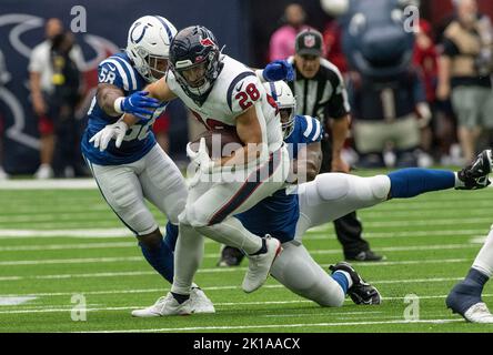 Buffalo Bills' Corey Thompson (52) during the first half of an NFL  preseason football game against the Indianapolis Colts, Thursday, Aug. 8,  2019, in Orchard Park, N.Y. (AP Photo/David Dermer Stock Photo - Alamy