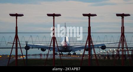 Richmond, British Columbia, Canada. 16th Sep, 2022. British Airways Airbus A380 jetliner (G-XLEA) lands at twilight, Vancouver International Airport. (Credit Image: © Bayne Stanley/ZUMA Press Wire) Credit: ZUMA Press, Inc./Alamy Live News Stock Photo