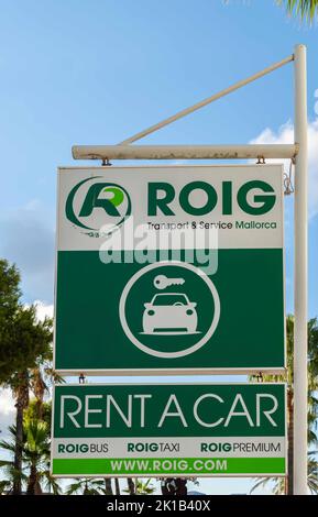 Cala d'Or, Spain; september 10 2022: Sign of the tourist transfer bus of the Roigbus company. Cala d'Or, island of Mallorca, Spain Stock Photo