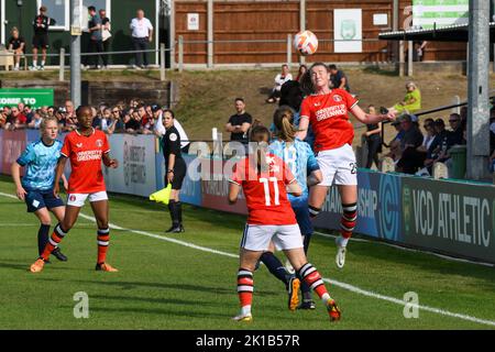 Crayford, UK. 28th Aug, 2022. Crayford, England, August 28th 2022: Mia Ross (29 Charlton Athletic) jumping for the ball during the Barclays FA Womens Championship game between Charlton Athletic and London City Lionesses at The Oakwood in Crayford, England. (Dylan Clinton/SPP) Credit: SPP Sport Press Photo. /Alamy Live News Stock Photo