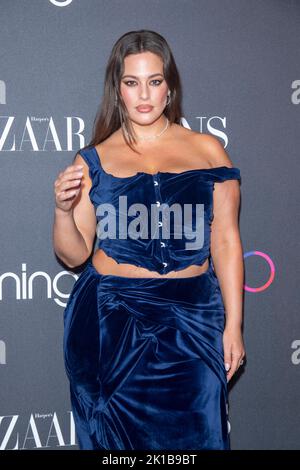 Ashley Graham Attends 2022 Harper's Bazaar ICONS & Bloomingdale's 150th ...