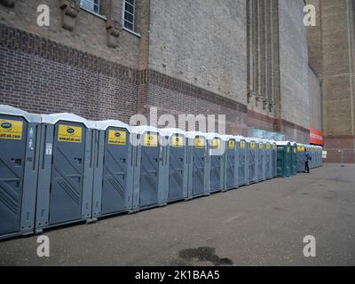 A row of portable toilets outside Tate Modern, London, for the queues for Queen Elizabeth II lying in state. Stock Photo