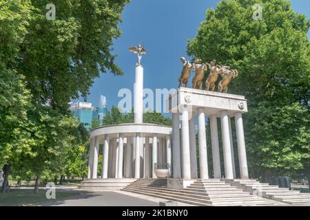 Skopje, North Macedonia - June 5, 2022: Monument to Fallen Heroes at historical park of warriors. Stock Photo