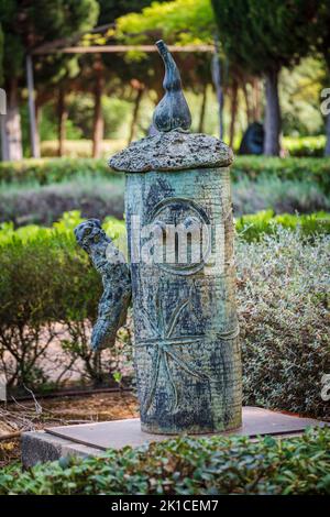 Joan Miró (Spanish, 18931983), Homme et femme ,1977, lost wax cast bronze, Marivent garden, Palma, Majorca. Stock Photo