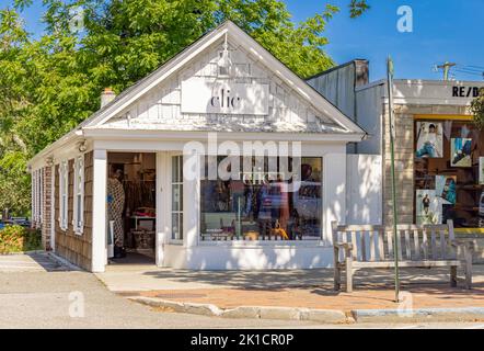 Front exterior of a retail store, Clic in East Hampton, NY Stock Photo