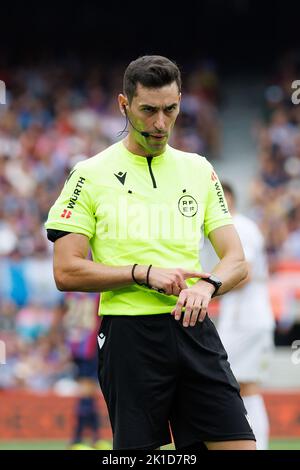 Barcelona, Spain. 17th Sep, 2022. The referee Alejandro Muniz Ruiz in action during the La Liga match between FC Barcelona and Elche CF at the Spotify Camp Nou Stadium in Barcelona, Spain. Credit: Christian Bertrand/Alamy Live News Stock Photo