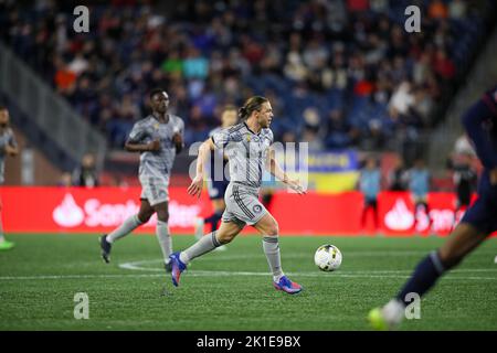 Gillette Stadium. 17th Sep, 2022. Massachusetts, USA; CF Montreal midfielder Samuel Piette (6) leads the attack against the New England Revolution at Gillette Stadium. Burt Granofsky/Cal Sport Media/Alamy Live News Stock Photo