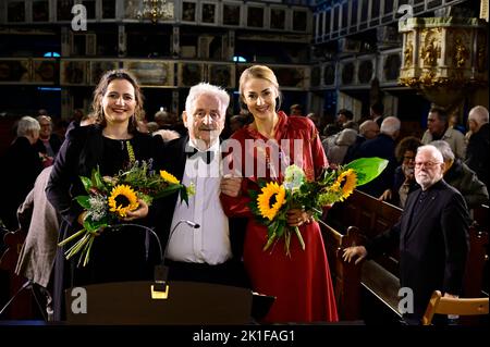 Romy Petrick, Ludwig Güttler und Stephanie Atanasov beim Eröffnungskonzert des 33. Schlesischen Musikfestes in der Friedenskirche, Jauer/ Jawor, Polen Stock Photo