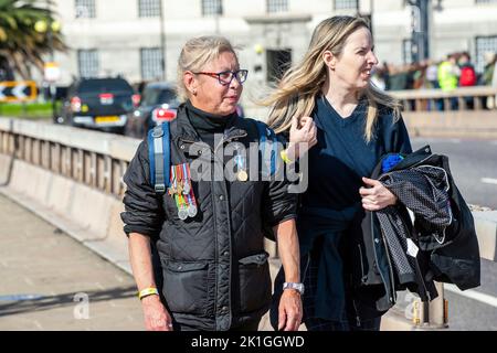 London, UK, 18 September 2022 Queue for Westminster Hall to pay tribute at the coffin of Queen Elizabeth II. Credit: JOHNNY ARMSTEAD/Alamy Live News Stock Photo