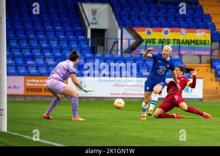 Bethany England #9 of Chelsea Women misses the ball in the dying seconds during the The Fa Women's Super League match Liverpool Women vs Chelsea Women at Prenton Park, Birkenhead, United Kingdom, 18th September 2022  (Photo by Phil Bryan/News Images) Stock Photo