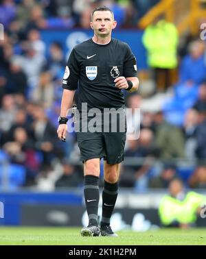 Liverpool, England, 18th September 2022. Referee Michael Oliver  during the Premier League match at Goodison Park, Liverpool. Picture credit should read: Lexy Ilsley / Sportimage Stock Photo