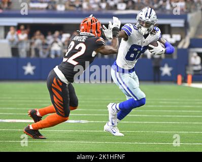 Crucial Catch in action before an NFL football game between the  Philadelphia Eagles and the Dallas Cowboys, Sunday, Oct. 16, 2022, in  Philadelphia. (AP Photo/Matt Rourke Stock Photo - Alamy